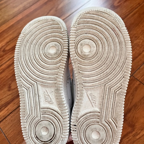 Nike Kids Classic White Sneakers - Picture 5 of 7